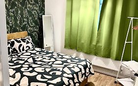 Private Double Room In The Center Of London